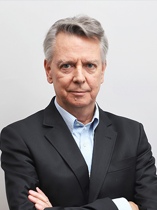 Luis Eduardo Assis